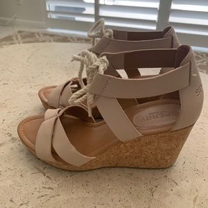 Sperry Top Sider Leather Wedge Sandal Size 7